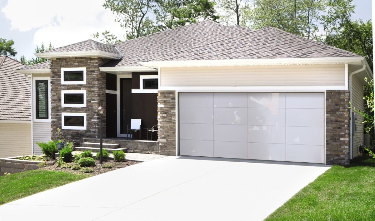 Finding the Right Garage Door Company