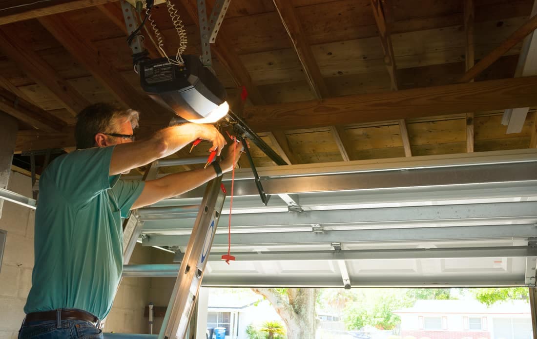 How to Tell If a Garage Door Needs Repairs — Signs to Look For