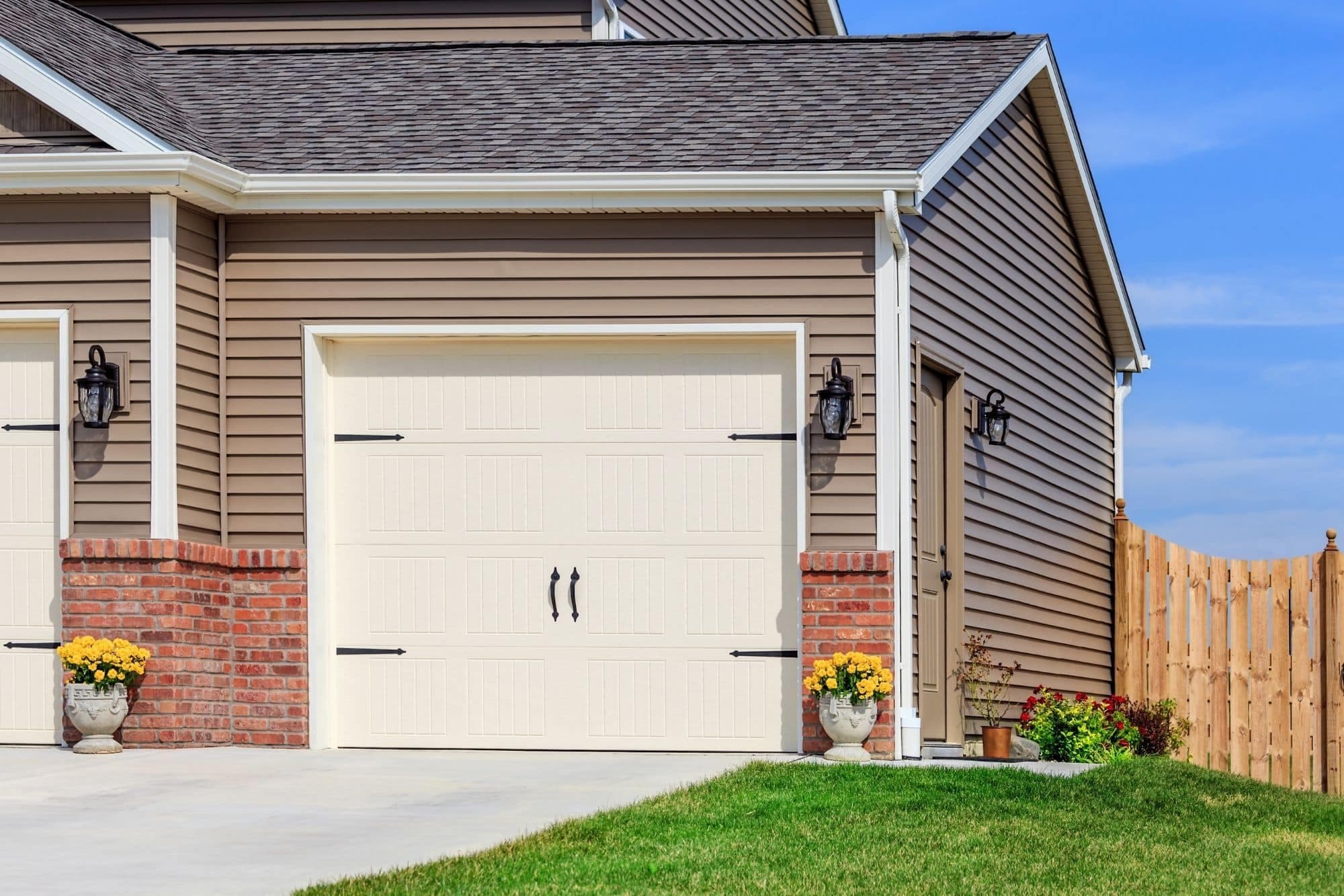 Cost to Replace Garage Door