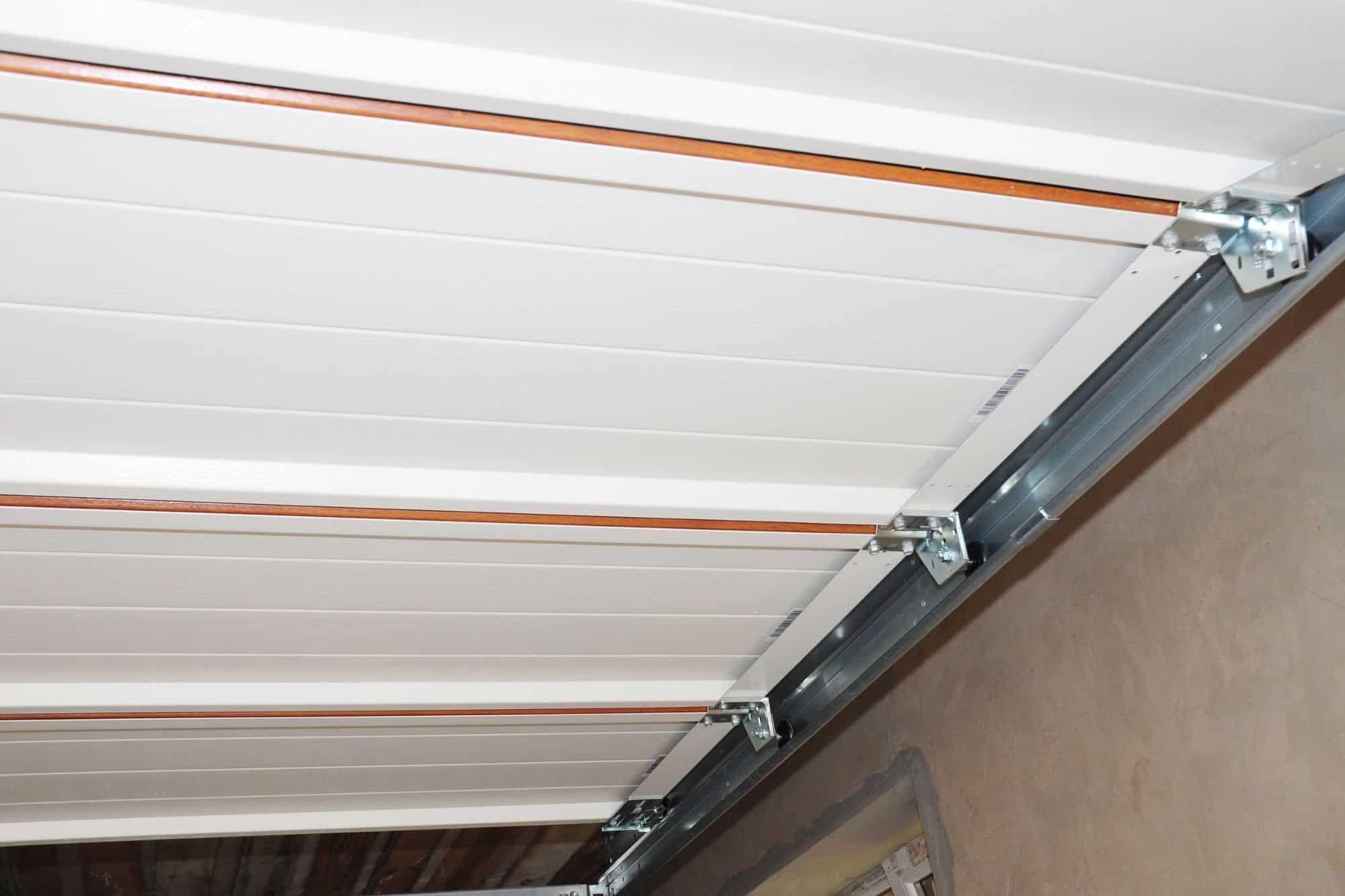 Can I Open a Garage Door With a Broken Spring?