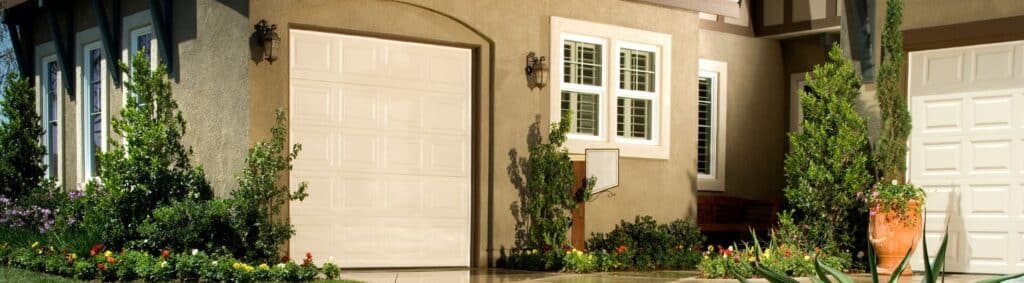 From aluminum and glass garage doors to spring replacement, Overhead Door Co of Puget Sound is your provider of certified professionals and great service in South King County.